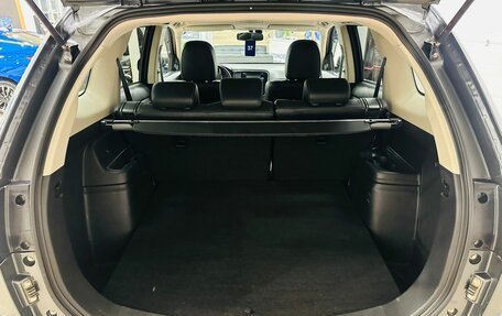 Mitsubishi Outlander III рестайлинг 3, 2016 год, 2 199 999 рублей, 19 фотография