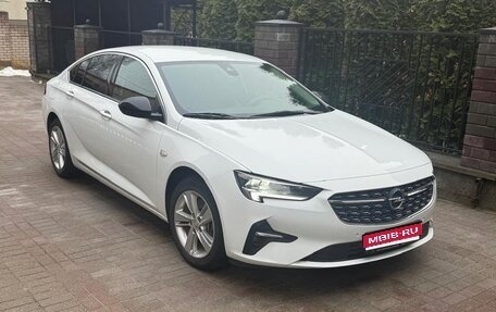 Opel Insignia II рестайлинг, 2020 год, 2 350 000 рублей, 1 фотография