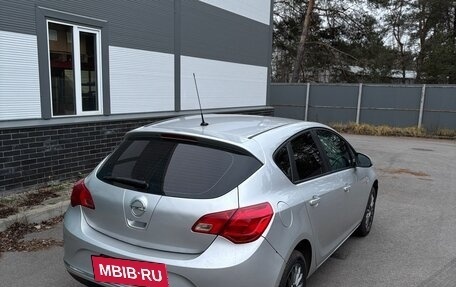 Opel Astra J, 2014 год, 695 000 рублей, 4 фотография