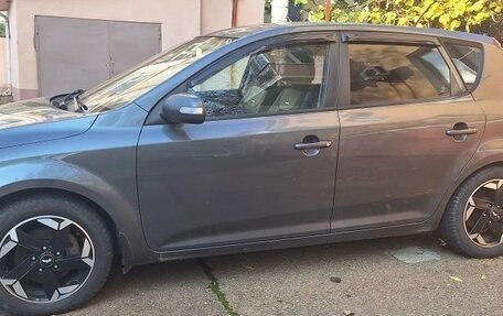 KIA cee'd I рестайлинг, 2010 год, 650 000 рублей, 1 фотография