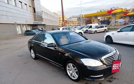 Mercedes-Benz S-Класс, 2011 год, 3 075 000 рублей, 10 фотография