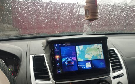 Mitsubishi Pajero Sport II рестайлинг, 2011 год, 1 300 000 рублей, 7 фотография