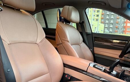 BMW 7 серия, 2009 год, 2 150 000 рублей, 21 фотография