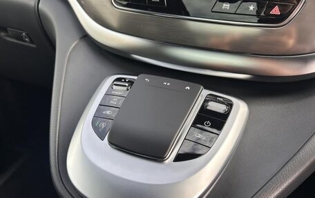 Mercedes-Benz V-Класс, 2022 год, 5 200 222 рублей, 16 фотография