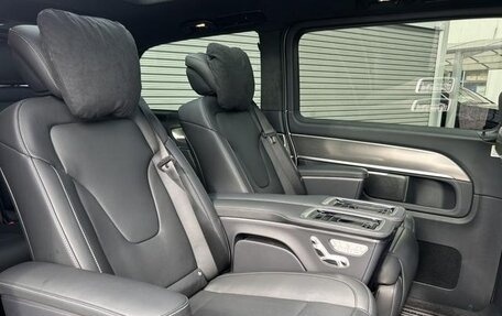 Mercedes-Benz V-Класс, 2022 год, 5 200 222 рублей, 21 фотография