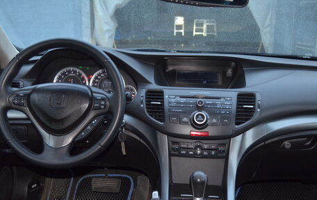 Honda Accord VIII рестайлинг, 2011 год, 1 050 000 рублей, 8 фотография