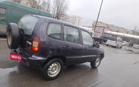 Chevrolet Niva I рестайлинг, 2004 год, 130 000 рублей, 6 фотография