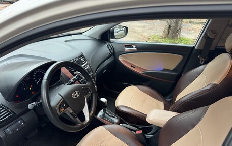 Hyundai Solaris II рестайлинг, 2015 год, 1 050 000 рублей, 11 фотография