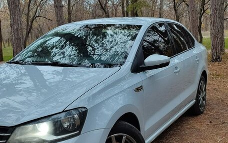 Volkswagen Polo VI (EU Market), 2018 год, 1 050 000 рублей, 14 фотография