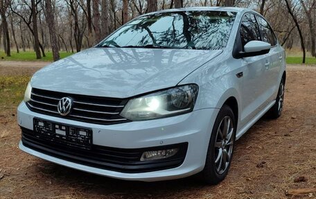 Volkswagen Polo VI (EU Market), 2018 год, 1 050 000 рублей, 24 фотография