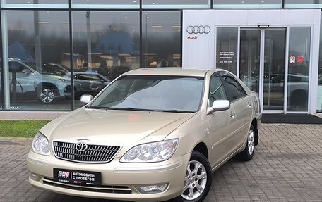 Toyota Camry V40, 2004 год, 708 000 рублей, 1 фотография