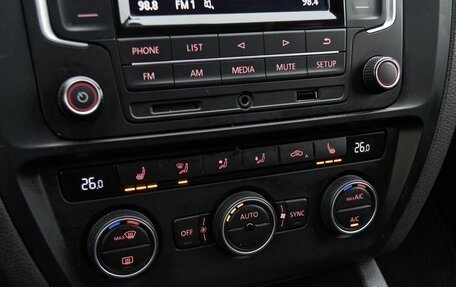 Volkswagen Jetta VI, 2016 год, 1 088 000 рублей, 10 фотография