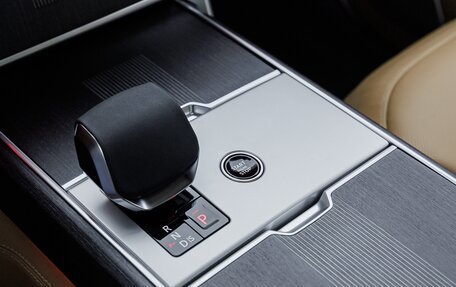 Land Rover Range Rover IV рестайлинг, 2025 год, 28 980 000 рублей, 18 фотография