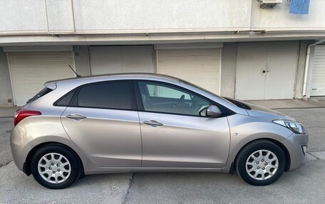 Hyundai i30 II рестайлинг, 2016 год, 1 070 000 рублей, 2 фотография