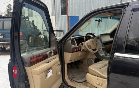 Lincoln Navigator, 2004 год, 900 000 рублей, 8 фотография