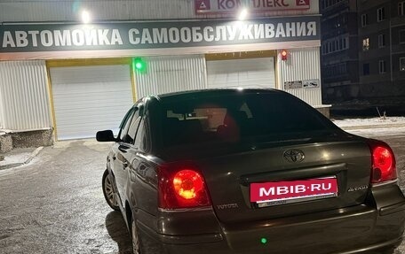 Toyota Avensis III рестайлинг, 2006 год, 750 000 рублей, 4 фотография