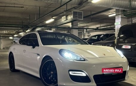 Porsche Panamera II рестайлинг, 2011 год, 2 999 999 рублей, 8 фотография