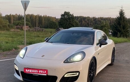 Porsche Panamera II рестайлинг, 2011 год, 2 999 999 рублей, 4 фотография