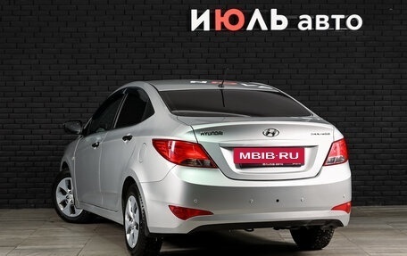 Hyundai Solaris II рестайлинг, 2014 год, 1 000 000 рублей, 7 фотография
