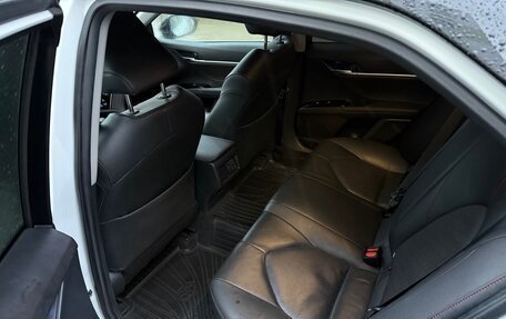 Toyota Camry, 2020 год, 2 780 000 рублей, 3 фотография