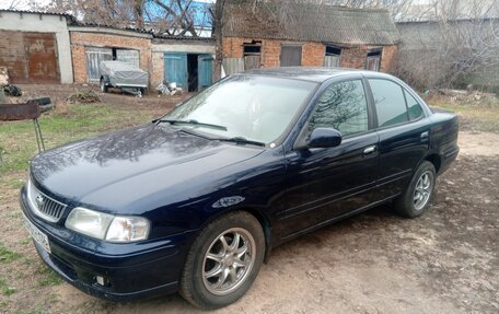 Nissan Sunny B15, 1999 год, 220 000 рублей, 2 фотография