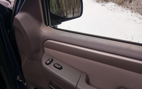 Ford Explorer III, 2004 год, 800 000 рублей, 8 фотография