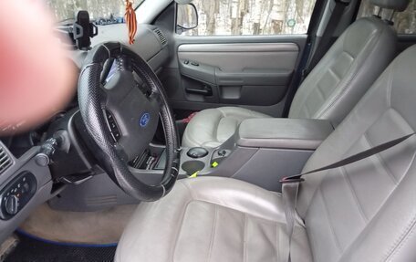 Ford Explorer III, 2004 год, 800 000 рублей, 10 фотография