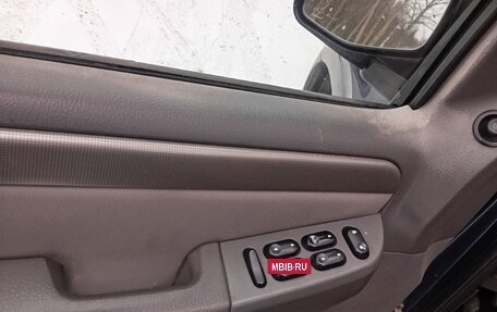 Ford Explorer III, 2004 год, 800 000 рублей, 11 фотография