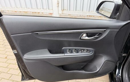 KIA Rio IV, 2019 год, 1 580 000 рублей, 27 фотография