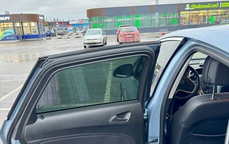 Opel Astra J, 2011 год, 690 000 рублей, 11 фотография