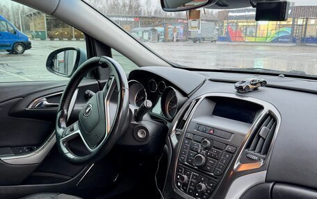 Opel Astra J, 2011 год, 690 000 рублей, 15 фотография