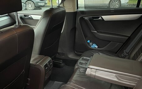 Volkswagen Passat B7, 2011 год, 990 000 рублей, 9 фотография