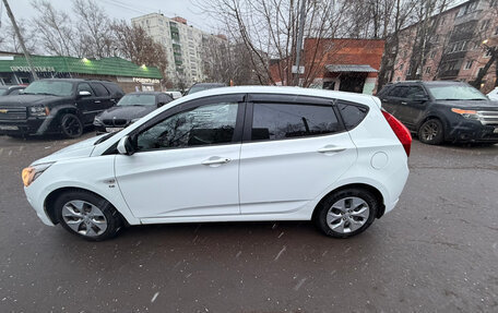 Hyundai Solaris II рестайлинг, 2016 год, 1 100 000 рублей, 3 фотография