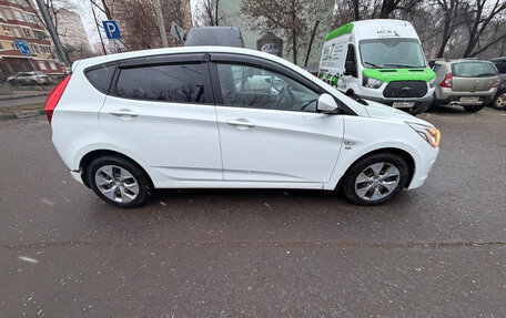 Hyundai Solaris II рестайлинг, 2016 год, 1 100 000 рублей, 2 фотография