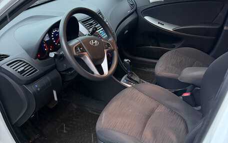 Hyundai Solaris II рестайлинг, 2016 год, 1 100 000 рублей, 5 фотография