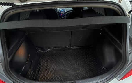 Hyundai Solaris II рестайлинг, 2016 год, 1 100 000 рублей, 9 фотография