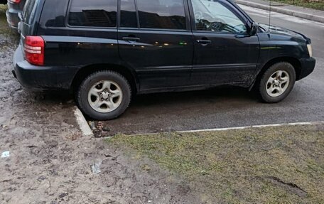 Toyota Highlander III, 2002 год, 800 000 рублей, 5 фотография