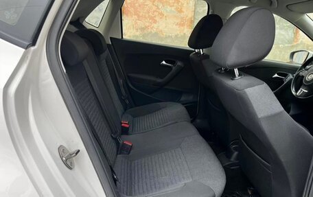 Volkswagen Polo VI (EU Market), 2010 год, 695 000 рублей, 17 фотография