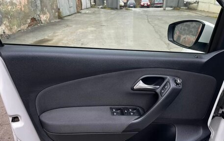 Volkswagen Polo VI (EU Market), 2010 год, 695 000 рублей, 15 фотография