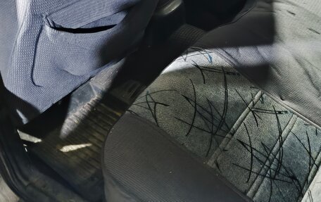 ГАЗ 31105 «Волга», 2004 год, 100 000 рублей, 12 фотография