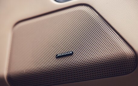 Land Rover Freelander II рестайлинг 2, 2014 год, 2 179 000 рублей, 10 фотография