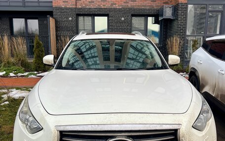 Infiniti QX70, 2013 год, 1 700 000 рублей, 1 фотография