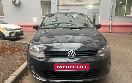 Volkswagen Polo VI (EU Market), 2012 год, 700 000 рублей, 1 фотография