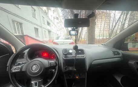 Volkswagen Polo VI (EU Market), 2012 год, 700 000 рублей, 15 фотография