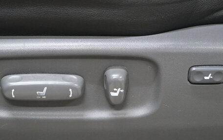 Toyota Land Cruiser Prado 120 рестайлинг, 2003 год, 1 849 000 рублей, 11 фотография