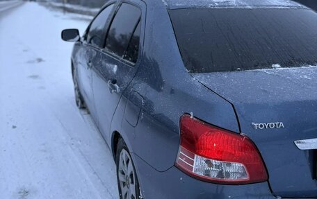 Toyota Yaris III рестайлинг, 2007 год, 700 000 рублей, 11 фотография