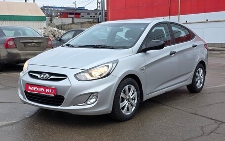 Hyundai Solaris II рестайлинг, 2013 год, 890 000 рублей, 1 фотография