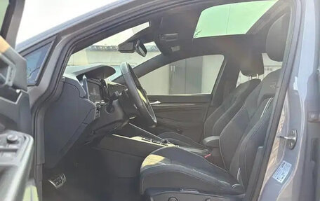 Volkswagen Golf VIII, 2022 год, 1 300 004 рублей, 11 фотография