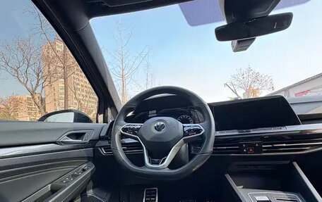 Volkswagen Golf VIII, 2022 год, 1 300 004 рублей, 10 фотография