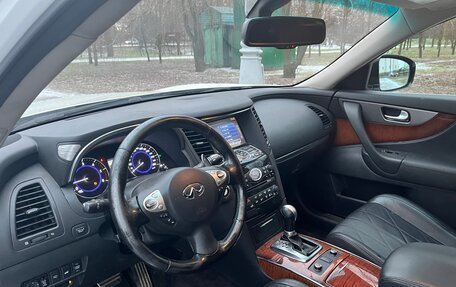 Infiniti QX70, 2014 год, 1 480 000 рублей, 9 фотография